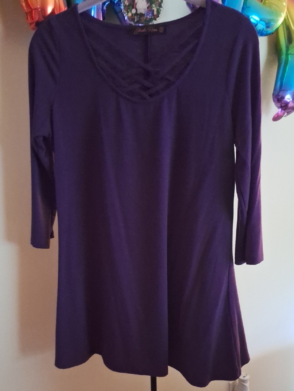 Shiela Rose - Purple Lattice V-Neck